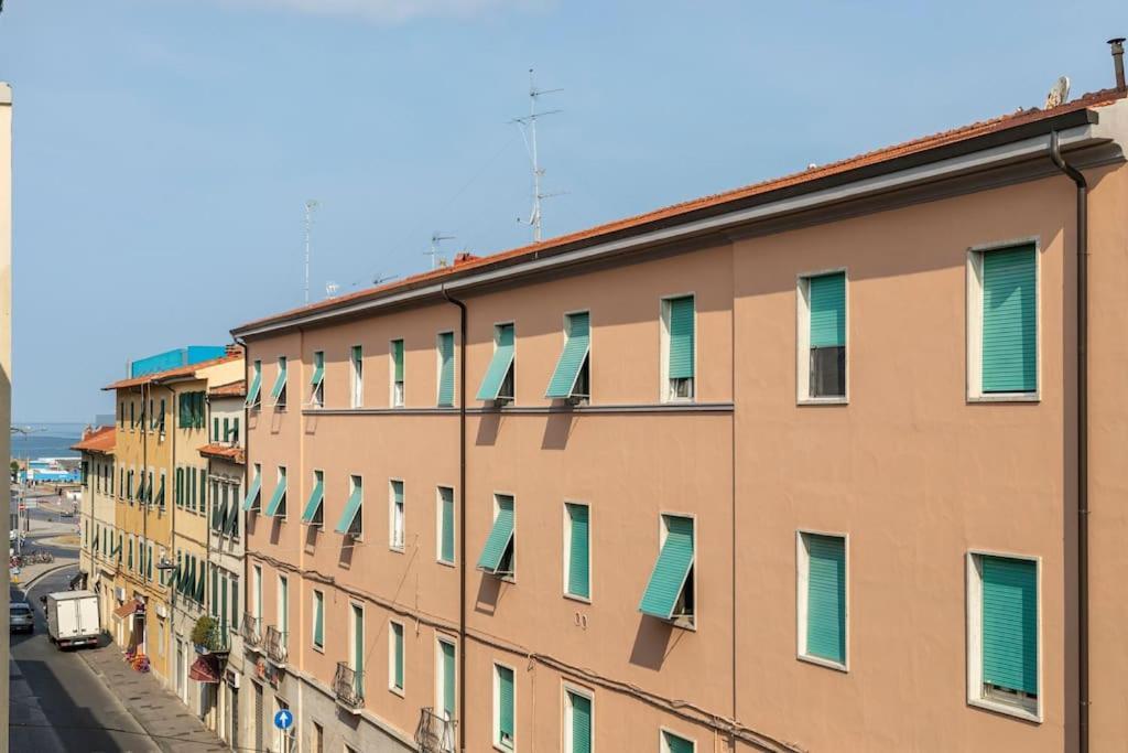Casa Etruschi - Appartamento Con Posto Auto Livorno Exterior photo